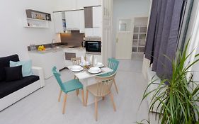 Boutique Residence Jokai - Apartment In The City Center
