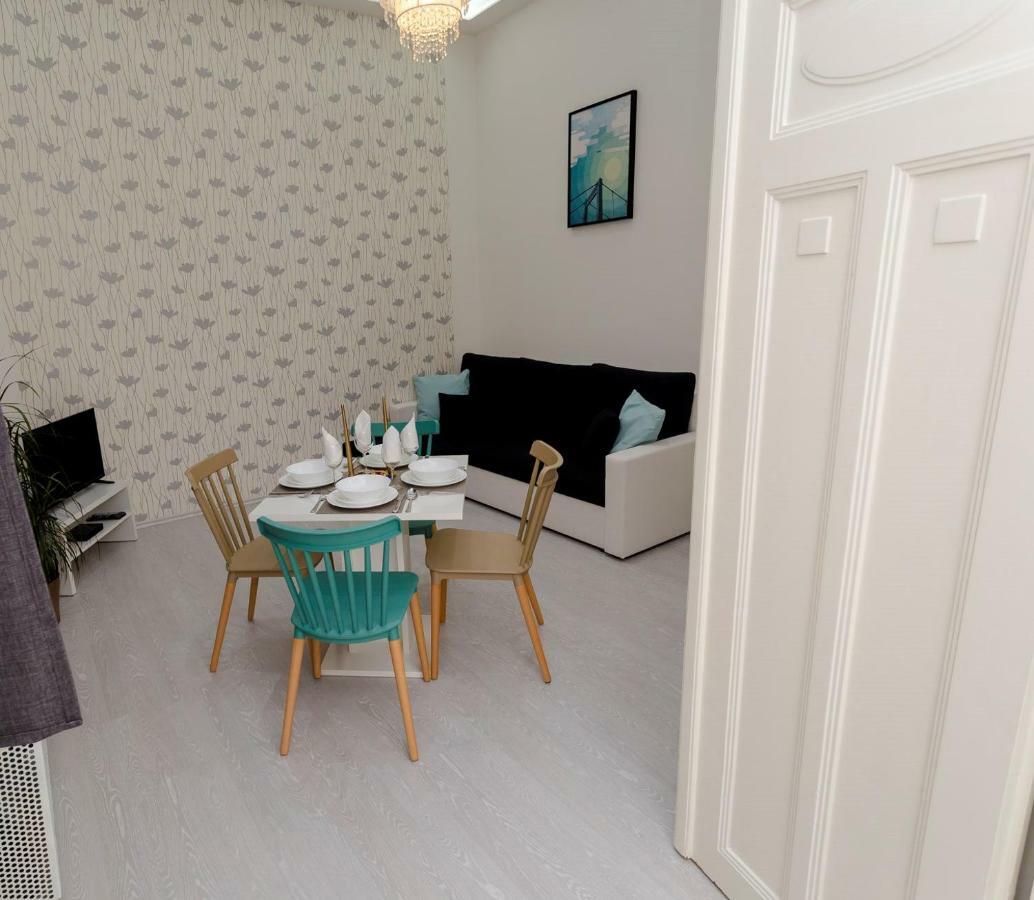 Boutique Residence Jokai - Apartment In The City Center Budapest Exterior foto